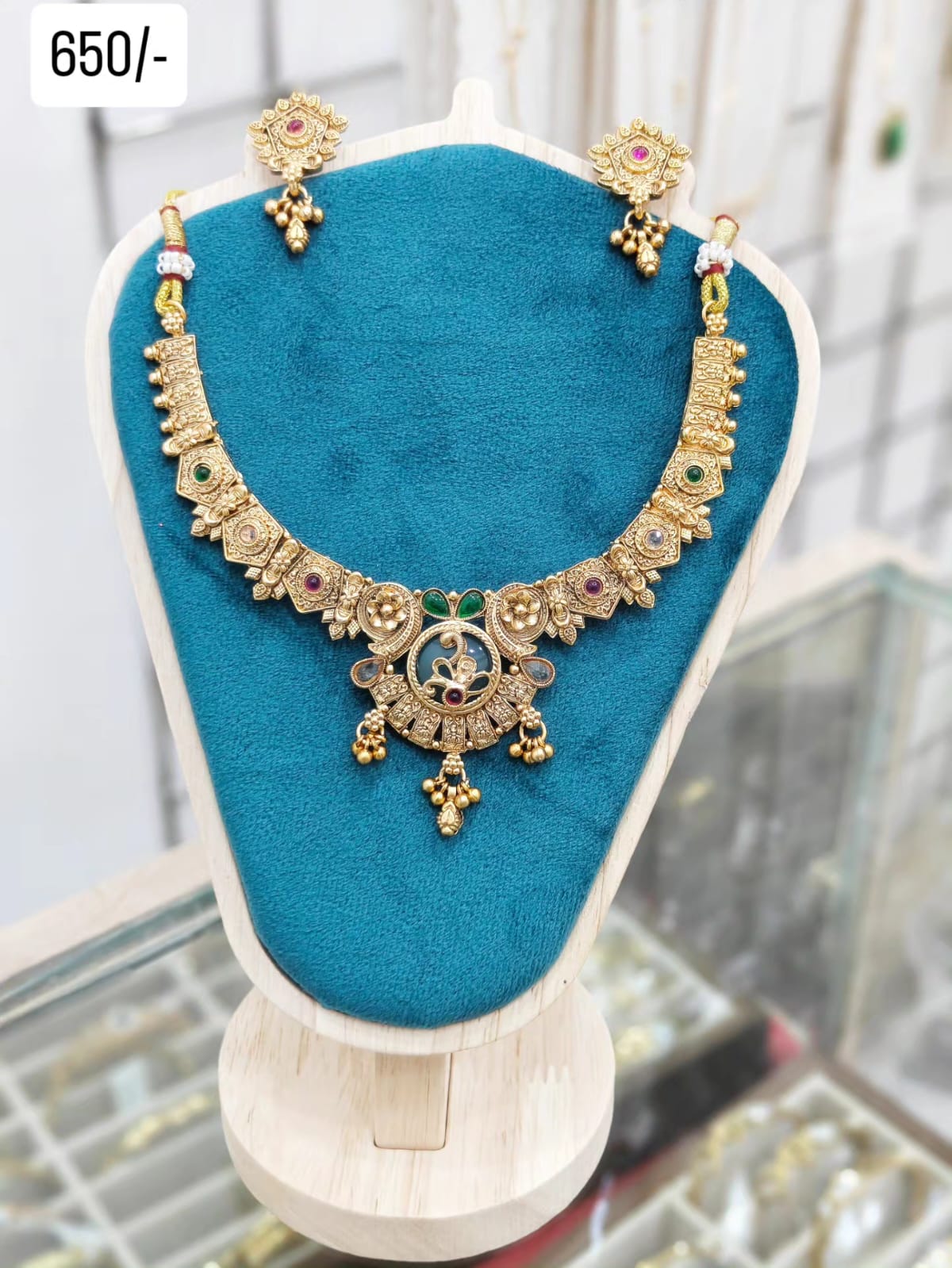 Antique Gold Meenakari Pendant Necklace Set