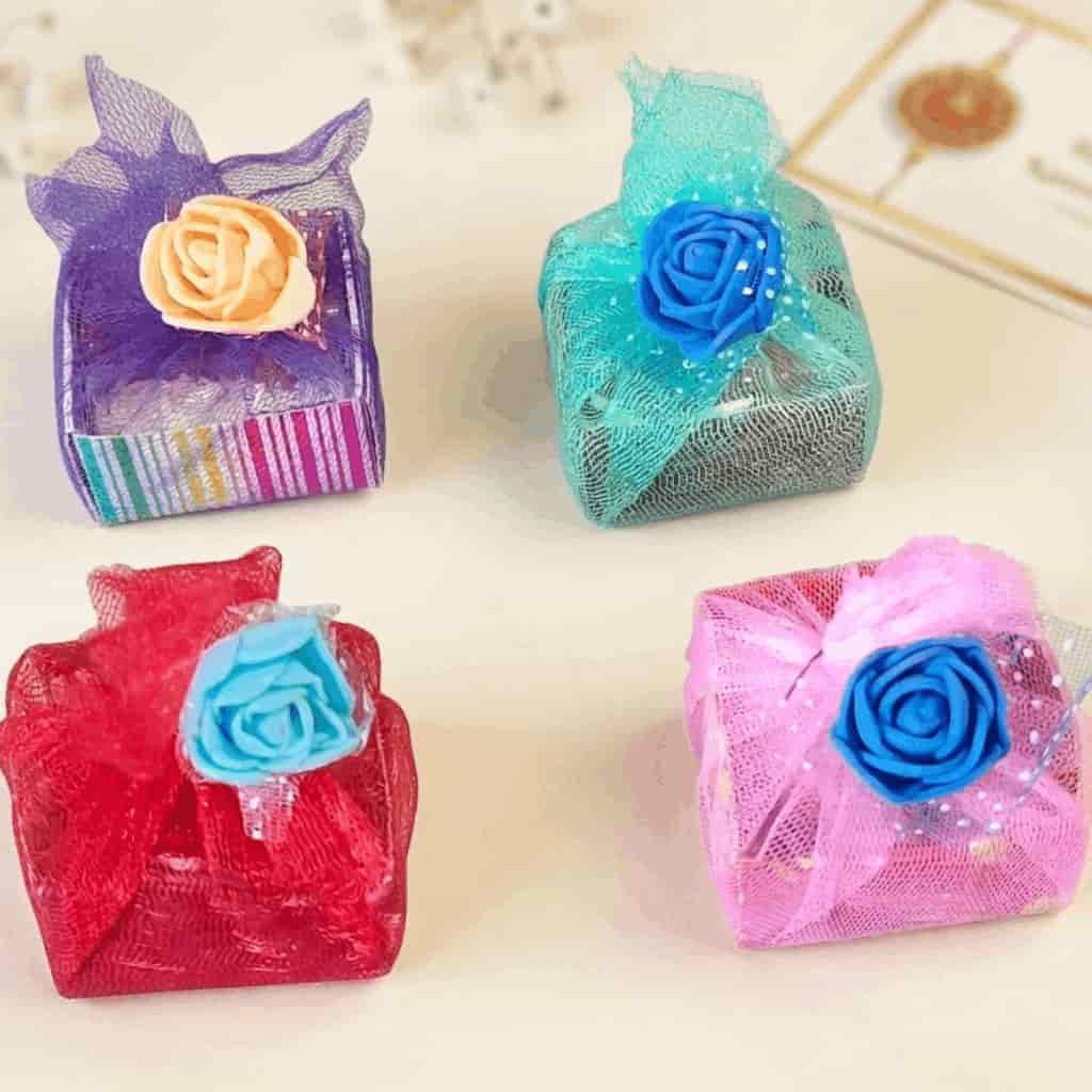 Rose Flower Net Gift Box - Roli Chawal Set