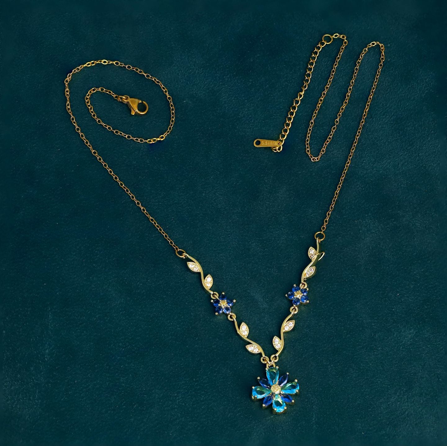 Anti tarnish Tulip Chain Pendant Blue