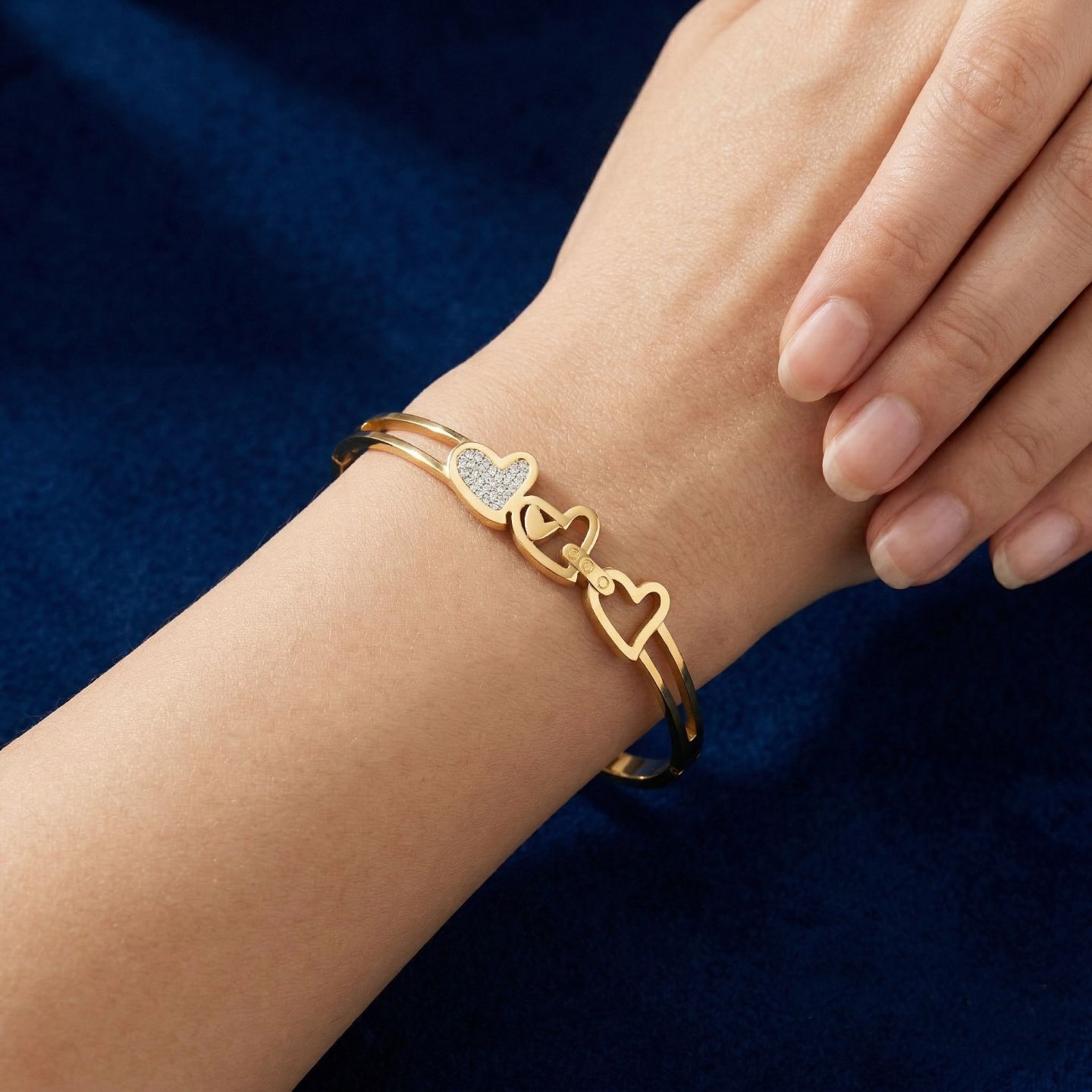 Triple Heart Crystal Antitarnish Bracelet