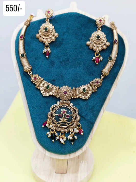Antique Gold Leaf & Jhumka Necklace Set