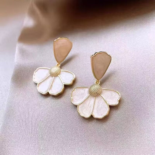 Korean White Flower Drop Earrings