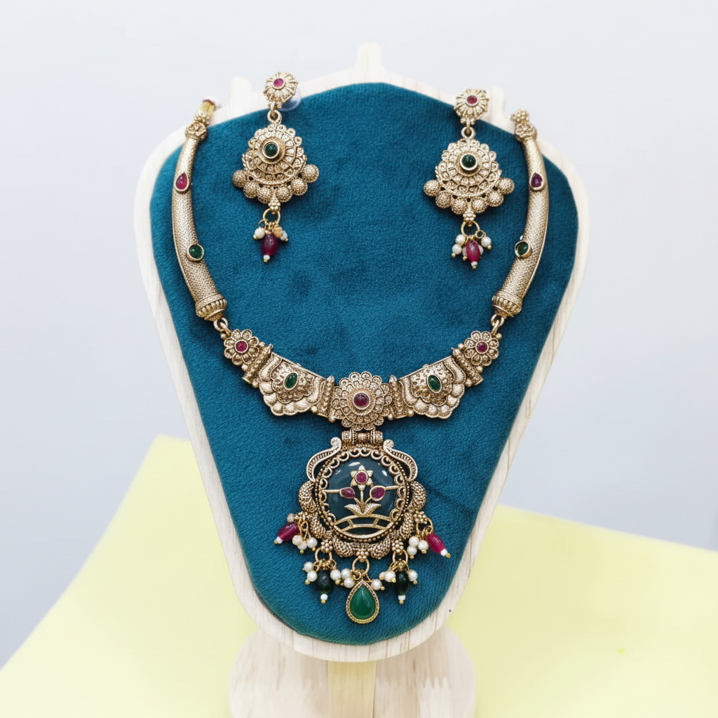 Antique Gold Leaf & Jhumka Necklace Set