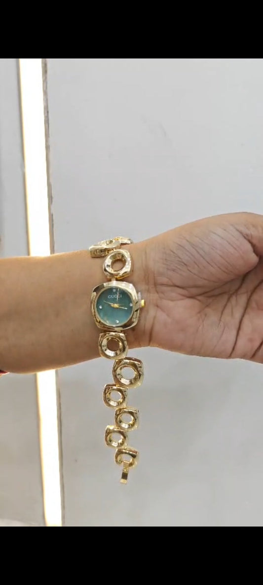 Vintage Gold Bracelet Watch – Teal Dial